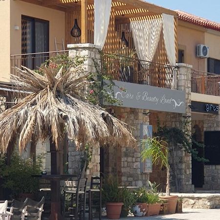 Vista Al Mare Luxury Apartments Gialova Dış mekan fotoğraf