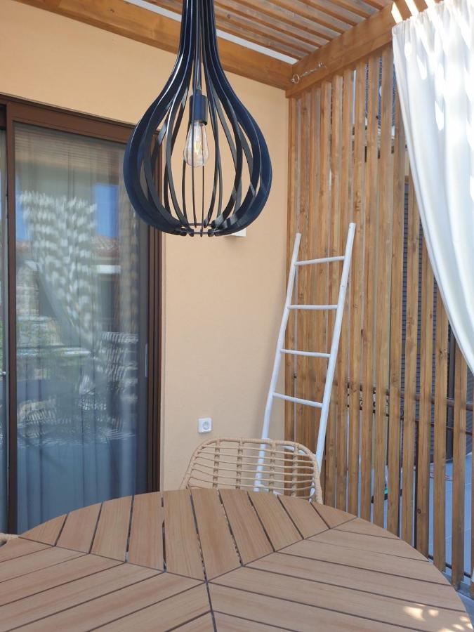 Vista Al Mare Luxury Apartments Gialova Dış mekan fotoğraf